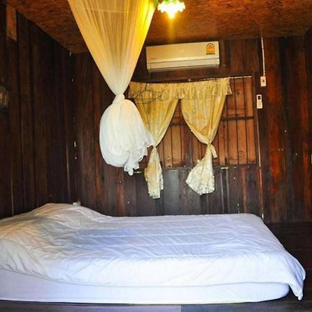 Отель Oyo 1155 Bikers House And Enduro Tours Чиангмай Экстерьер фото