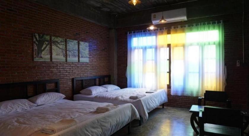 Отель Oyo 1155 Bikers House And Enduro Tours Чиангмай Экстерьер фото