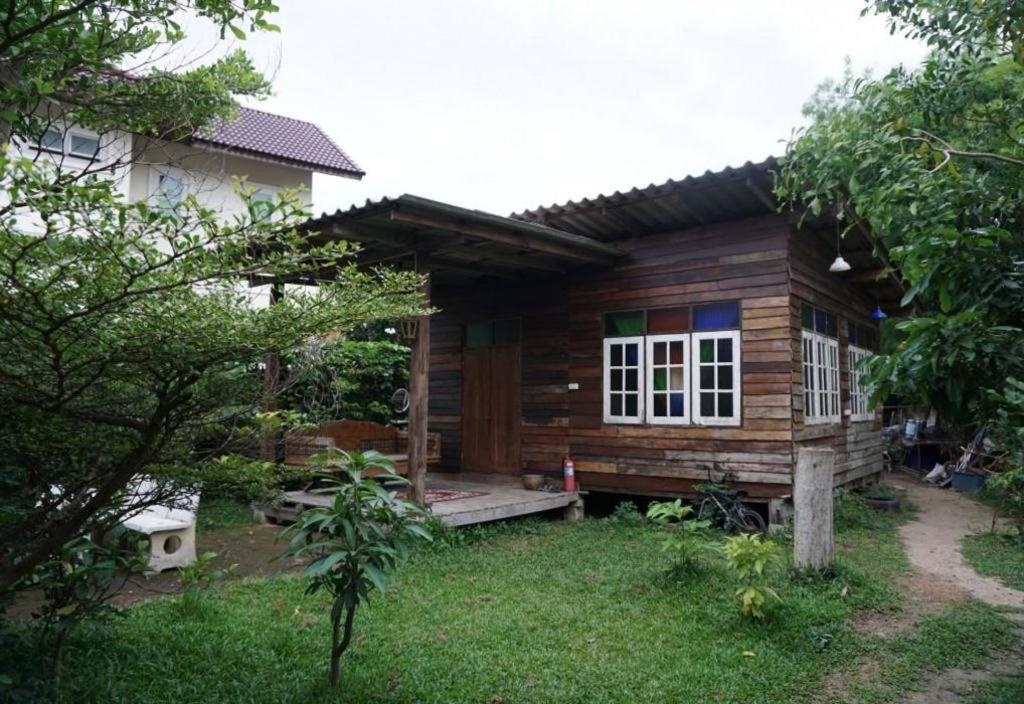Отель Oyo 1155 Bikers House And Enduro Tours Чиангмай Экстерьер фото